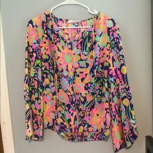 S38.  size small Alice & Trixie top